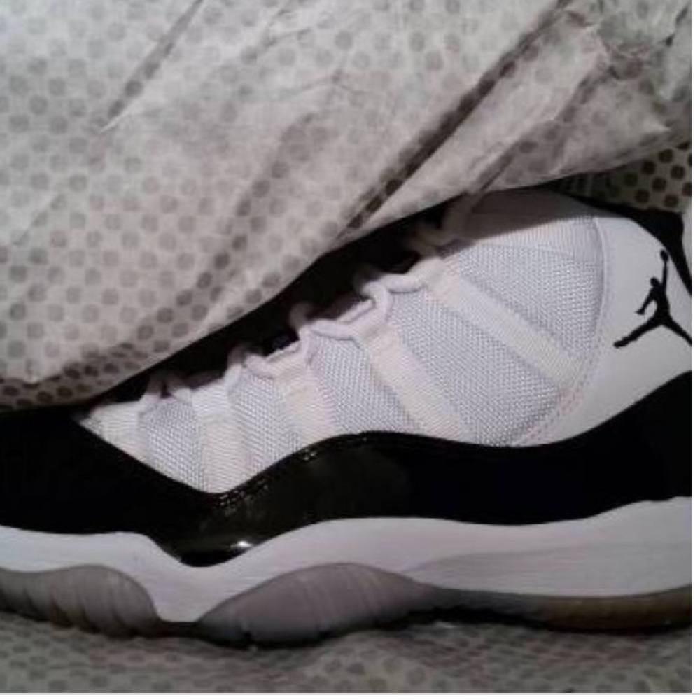 Jordan concord 11s